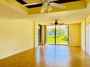 7030 Half Moon Circle 121, Hypoluxo FL 33462