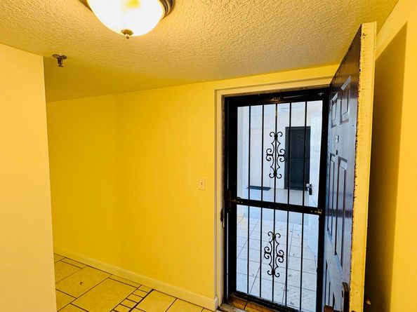 7030 Half Moon Circle 121, Hypoluxo FL 33462