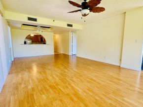 7030 Half Moon Circle 121, Hypoluxo FL 33462