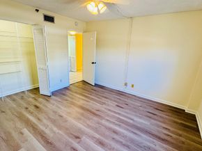 7030 Half Moon Circle 121, Hypoluxo FL 33462