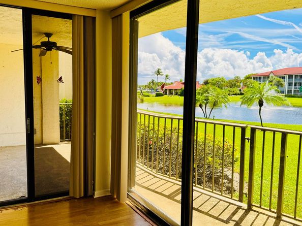 7030 Half Moon Circle 121, Hypoluxo FL 33462