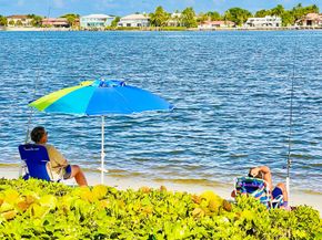 7030 Half Moon Circle 121, Hypoluxo FL 33462