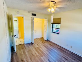 7030 Half Moon Circle 121, Hypoluxo FL 33462