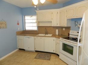 6 Greenway Village N 202, Royal Palm Beach FL 33411