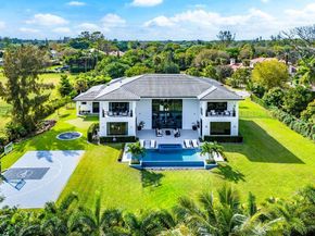 6352 NW 65th Way, Parkland FL 33067