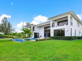 6352 NW 65th Way, Parkland FL 33067