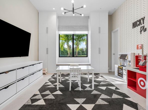 6352 NW 65th Way, Parkland FL 33067