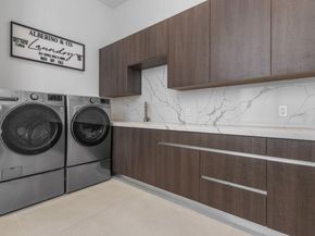 6352 NW 65th Way, Parkland FL 33067