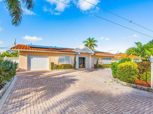 451 NE 25th Terrace, Boca Raton FL 33431