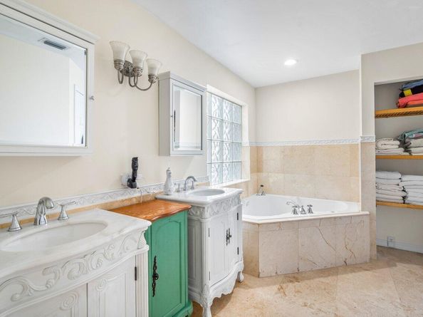 451 NE 25th Terrace, Boca Raton FL 33431