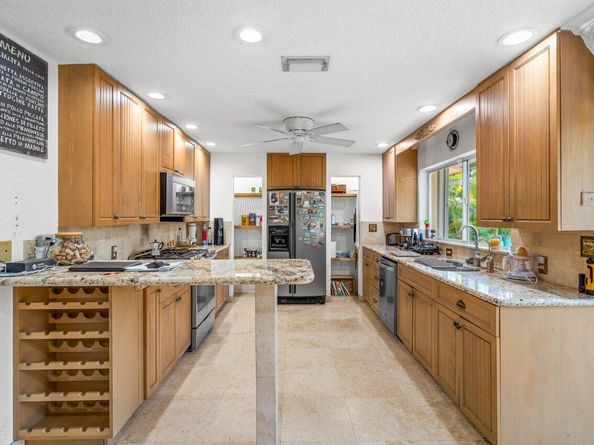 451 NE 25th Terrace, Boca Raton FL 33431