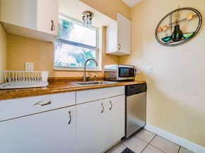1115 NE 15th Ave, Fort Lauderdale FL 33304