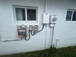 735 NW 73rd Ter, Margate FL 33063