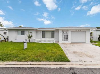 735 NW 73rd Ter