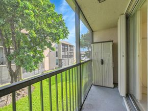 7173 Orange Dr 215B, Davie FL 33314