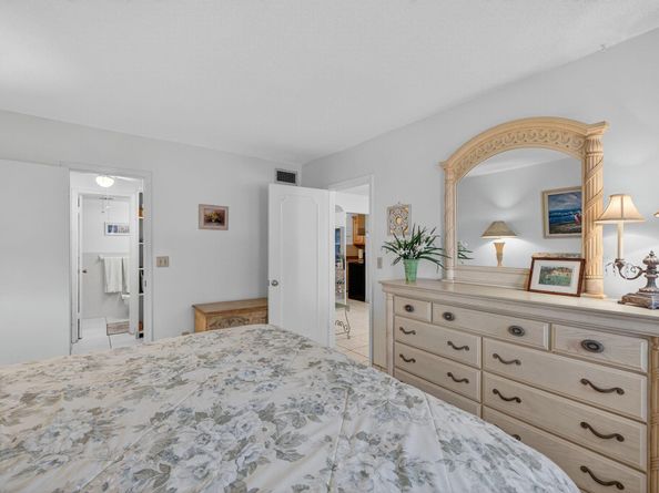 6261 NE 19th Avenue 1210, Fort Lauderdale FL 33308