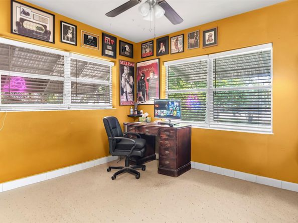 1019 NE 11th St, Fort Lauderdale FL 33304