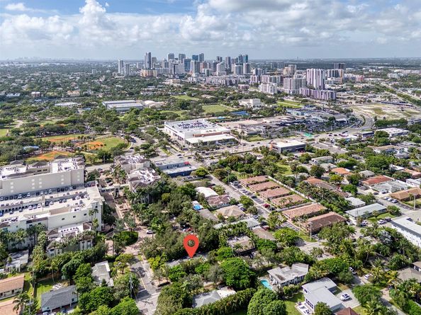 1019 NE 11th St, Fort Lauderdale FL 33304