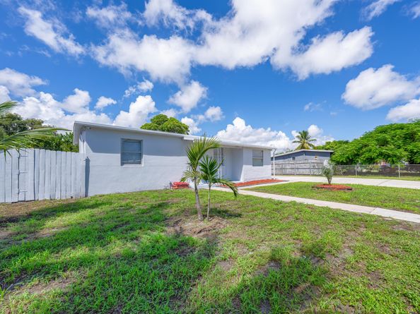 5337 NE 17th Avenue, Pompano Beach FL 33064