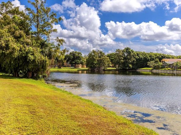 9080 Lime Bay Blvd 109, Tamarac FL 33321