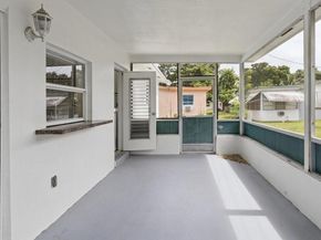 6888 NW 30th St, Sunrise FL 33313