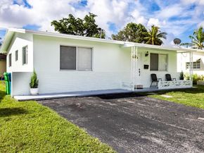 6888 NW 30th St, Sunrise FL 33313
