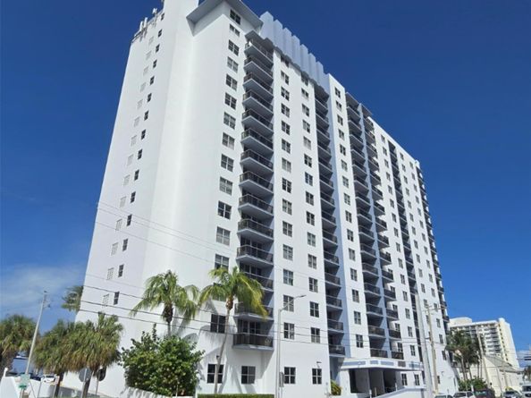 401 69th St 1613, Miami Beach FL 33141