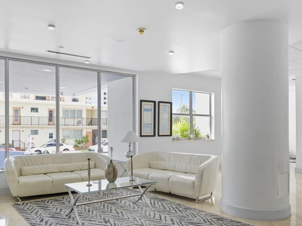 401 69th St 1613, Miami Beach FL 33141