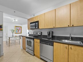 401 69th St 1613, Miami Beach FL 33141