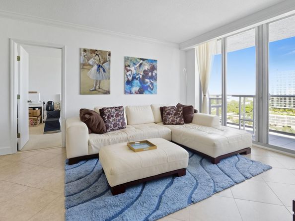 401 69th St 1613, Miami Beach FL 33141