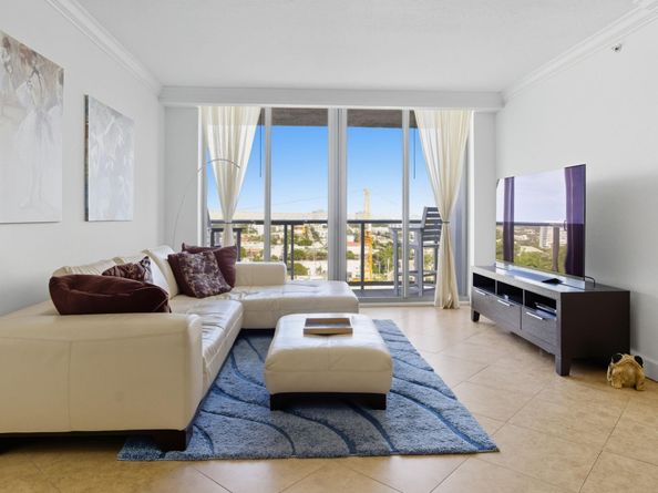 401 69th St 1613, Miami Beach FL 33141