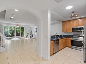 2652 NE 30th Pl 2652, Fort Lauderdale FL 33306
