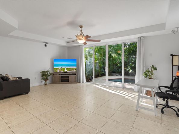 2652 NE 30th Pl 2652, Fort Lauderdale FL 33306
