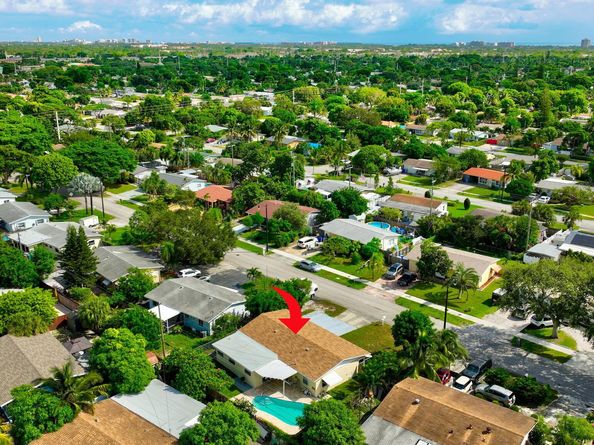2841 NE 8th Terrace, Pompano Beach FL 33064