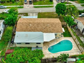 2841 NE 8th Terrace, Pompano Beach FL 33064