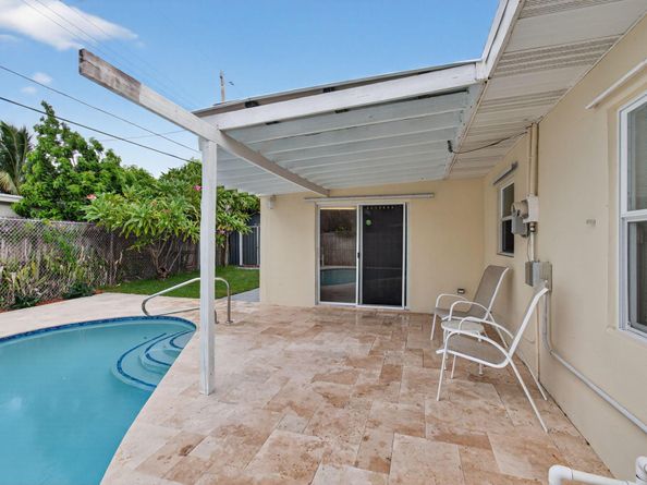 2841 NE 8th Terrace, Pompano Beach FL 33064