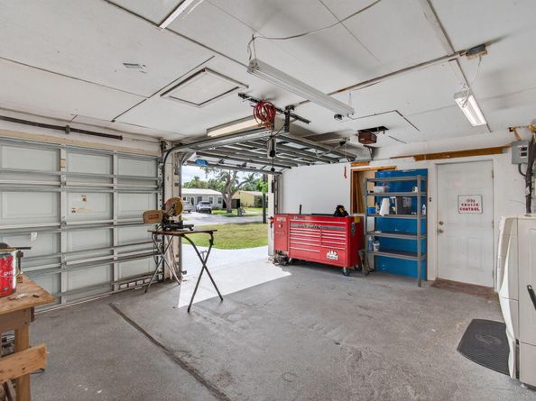 2841 NE 8th Terrace, Pompano Beach FL 33064