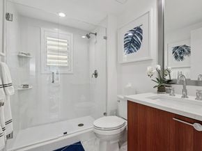 2640 Lake Shore Drive 507, Riviera Beach FL 33404
