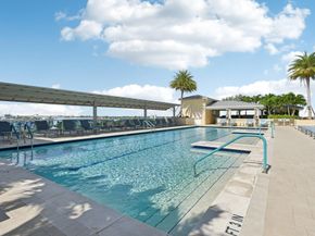 2640 Lake Shore Drive 507, Riviera Beach FL 33404