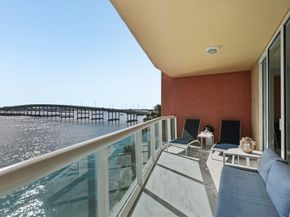 2640 Lake Shore Drive 507, Riviera Beach FL 33404
