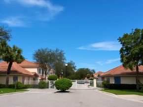 1213 NW 27th Ave, Pompano Beach FL 33069