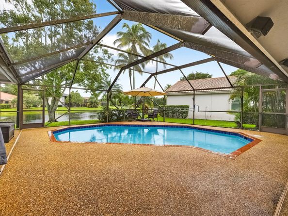 1210 Fairfax Ct, Weston FL 33326