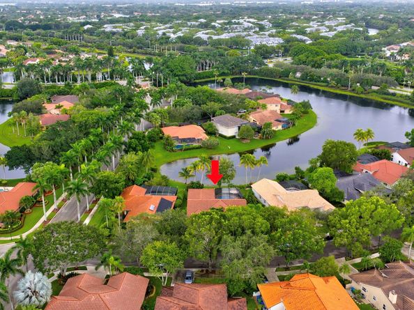 1210 Fairfax Ct, Weston FL 33326