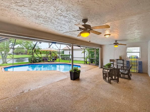 1210 Fairfax Ct, Weston FL 33326