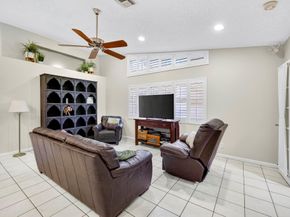 1210 Fairfax Ct, Weston FL 33326