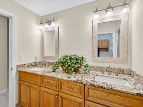 1210 Fairfax Ct, Weston FL 33326