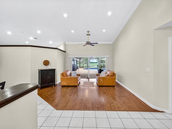 1210 Fairfax Ct, Weston FL 33326