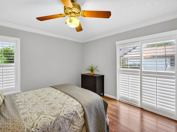 1210 Fairfax Ct, Weston FL 33326