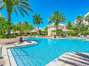 2808 Amalei Drive 202, Palm Beach Gardens FL 33410