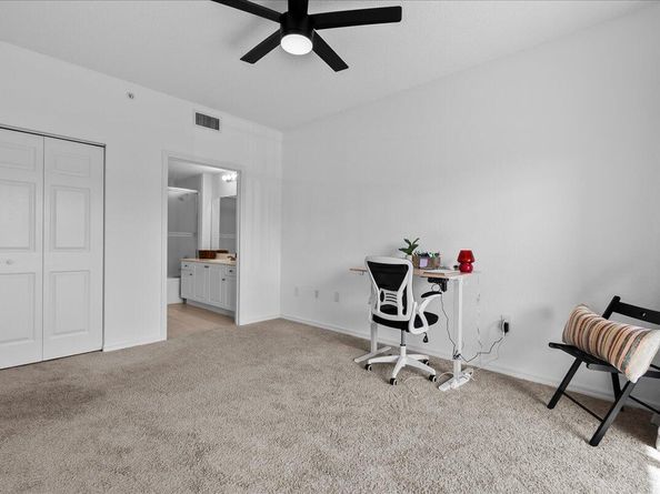 2808 Amalei Drive 202, Palm Beach Gardens FL 33410